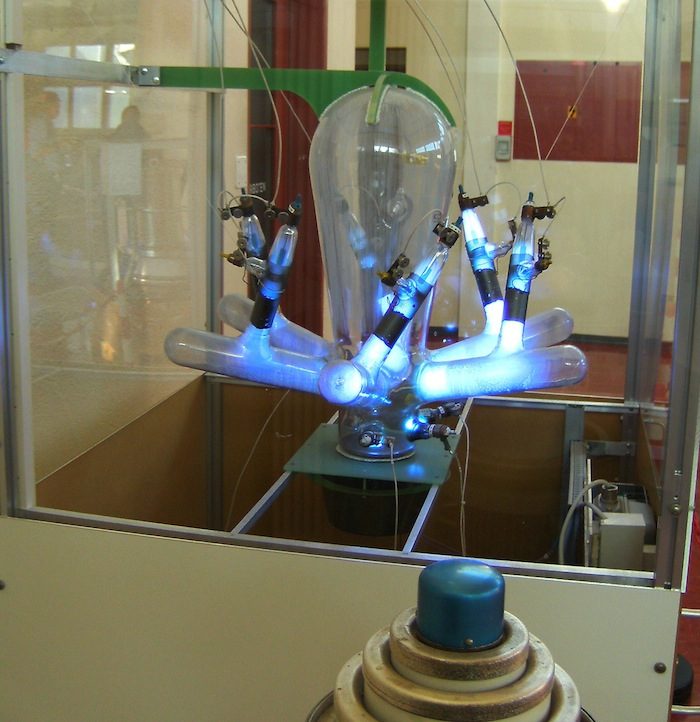 DIGITAL CAMERA