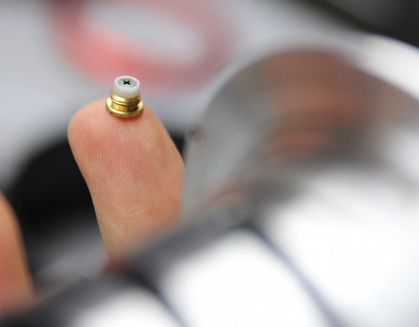 brassscrewout