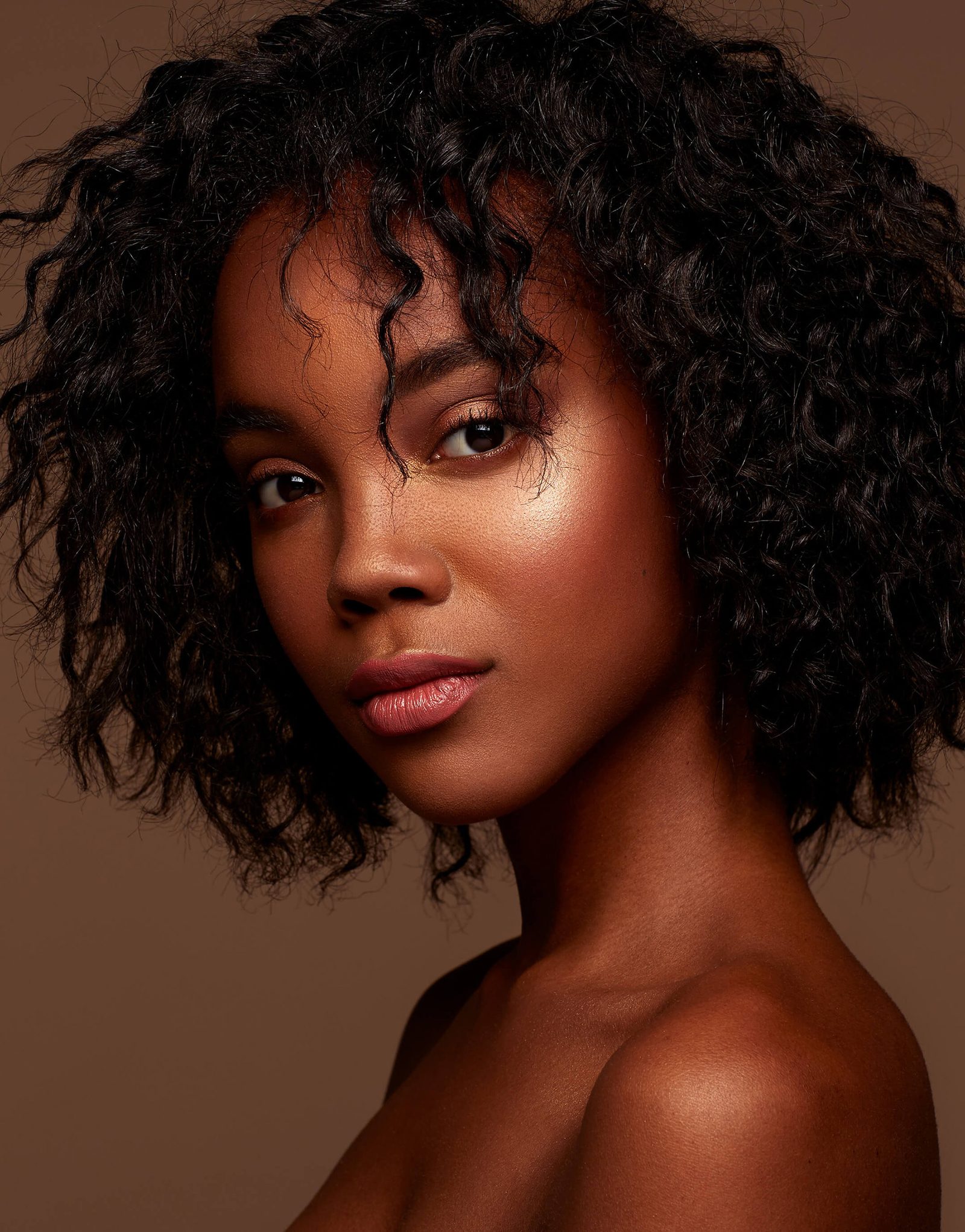 Beauty Photography & Butterfly Lighting Tutorial and BTS