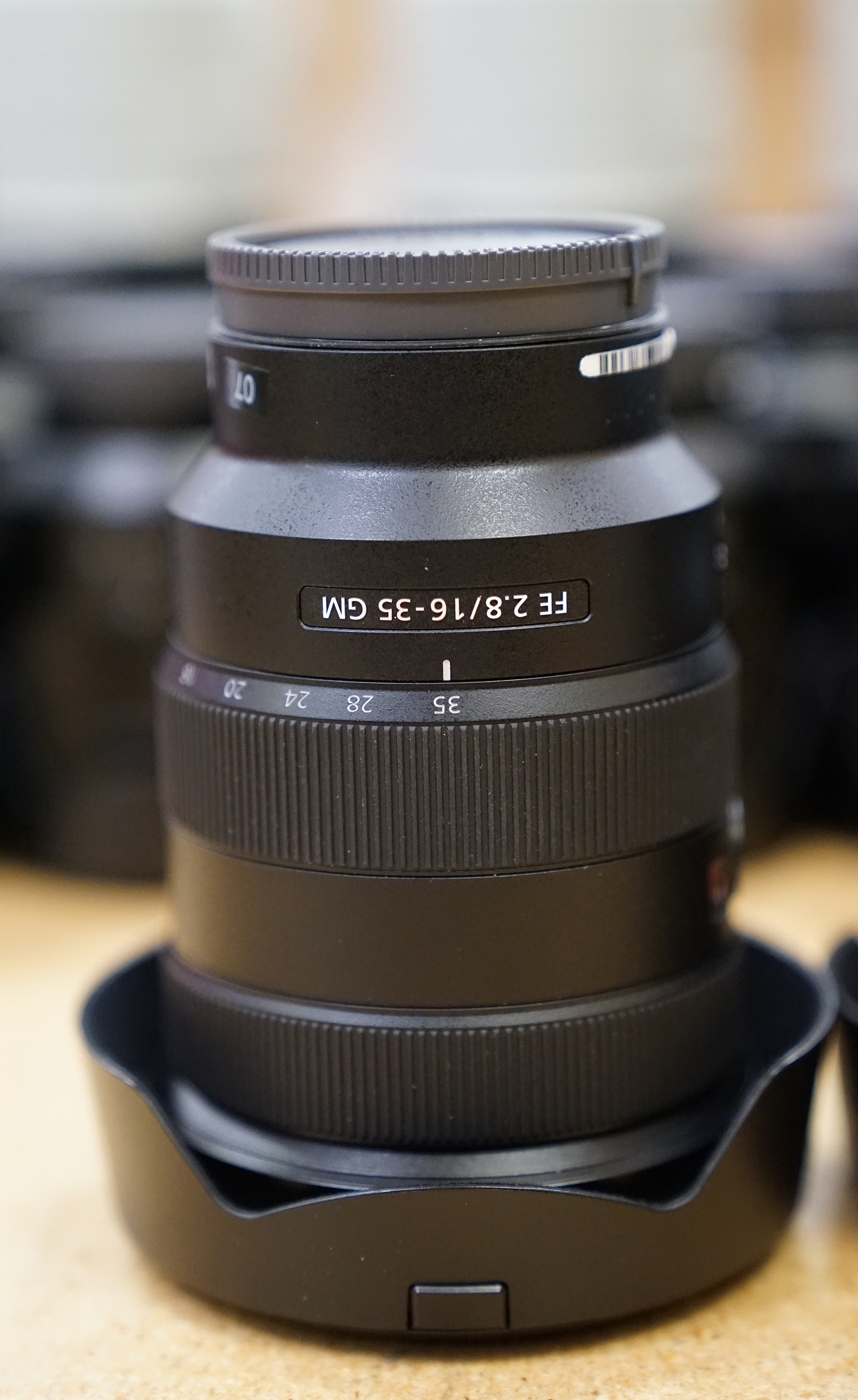 SonyAlphaRumors on X: Size comparison between the old and new 16-35mm GM  lens   / X