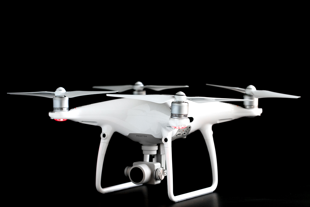 drone phantom 4 pro