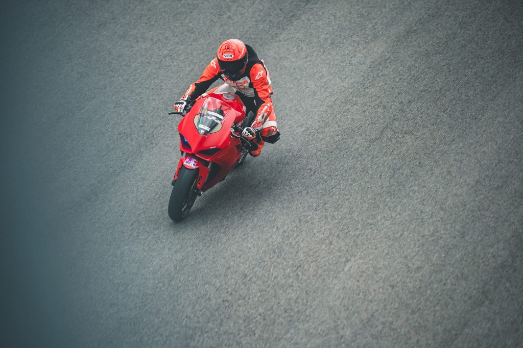 The Fujifilm XF200mm f/2: A Trackside Love Letter